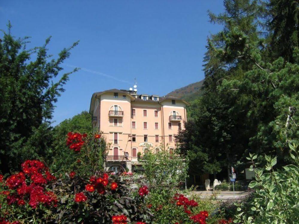 Limone Palace Aparthotel 리모네피에몬테 외부 사진
